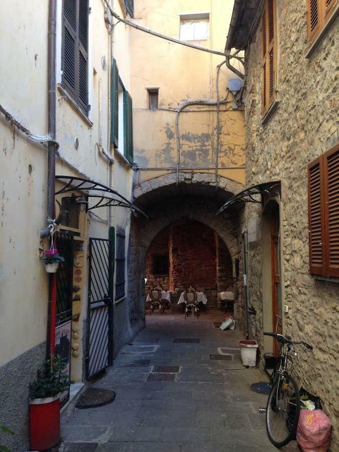 A Little Gem In The Old City Center... Lerici Exterior photo